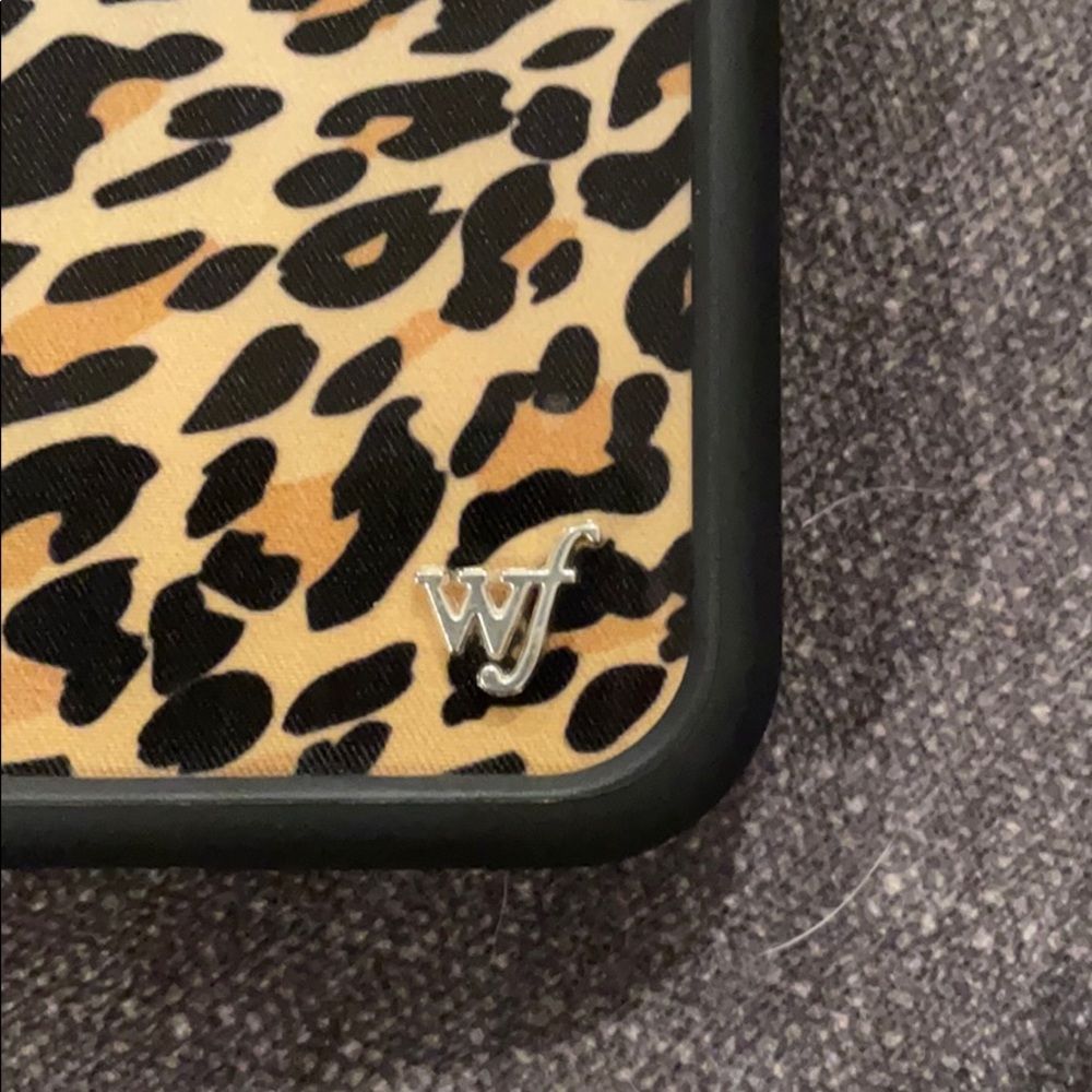 phone case - Picture 2 of 7